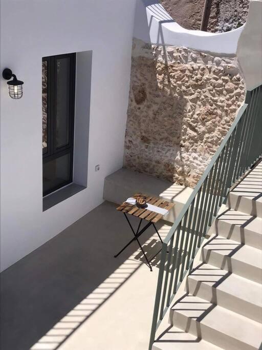 Lithos Retreat 2 Apartment Колимвари Екстериор снимка